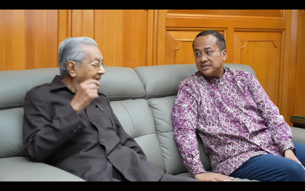 Perlumbaan Tiga Penjuru: Siapa Calon Sebenar Perdana Menteri PN?